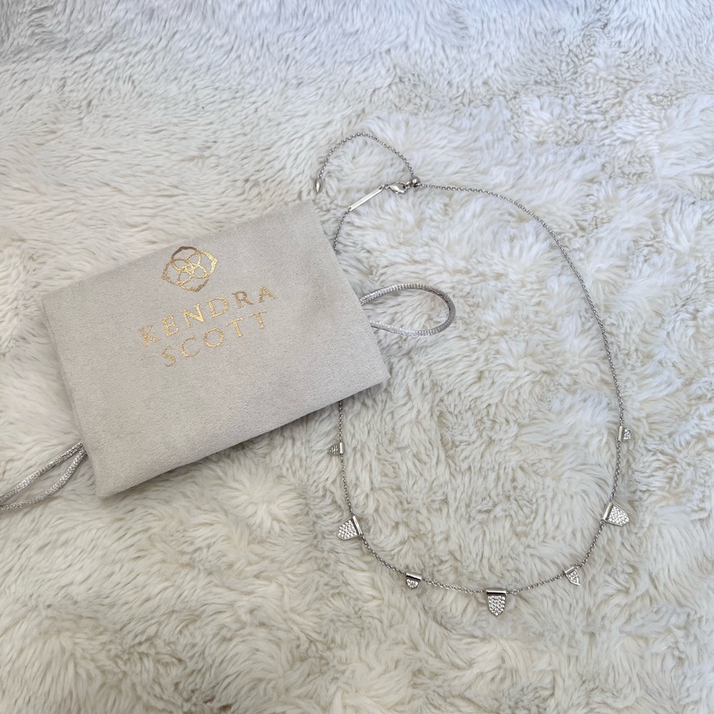 Kendra Scott Adeline necklace